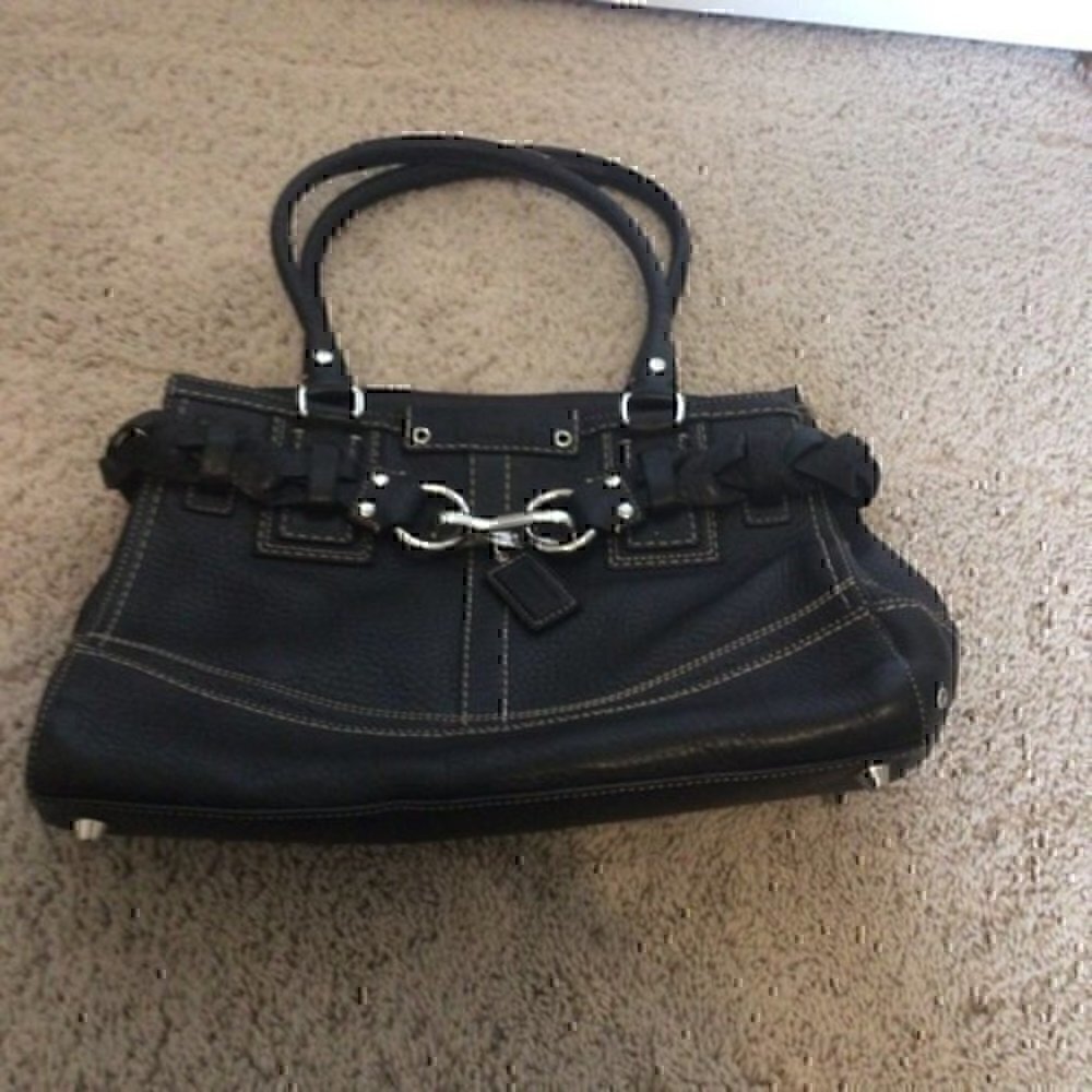 Coach Hampton Black Leather Purse - Gem